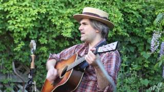 Video thumbnail of "Champlain"