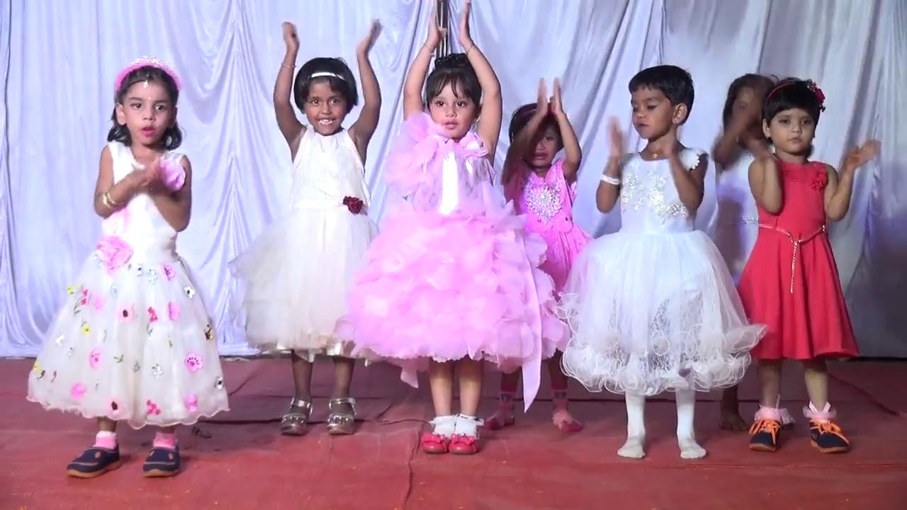 Cute Nursery Class annual dance - YouTube