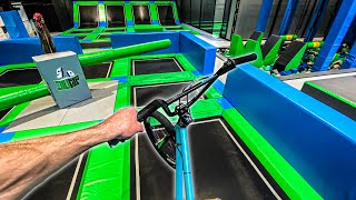 TOUT SEUL EN BMX DANS UN TRAMPOLINE PARK !