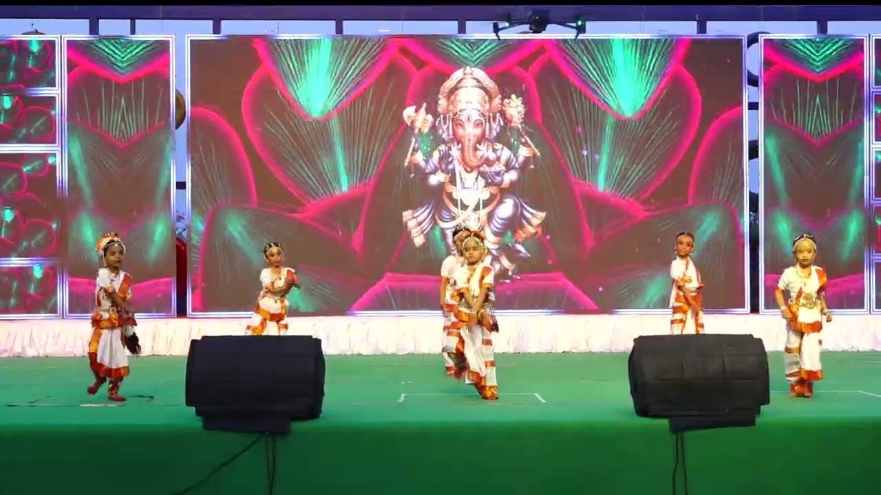Annual Day 2025-26 RETRO THEME #Eurokidsosmannagar #welcomesongdancevideo 