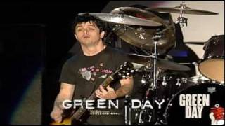 Green Day - American Idiot (Live @ Reading Festival 2004)