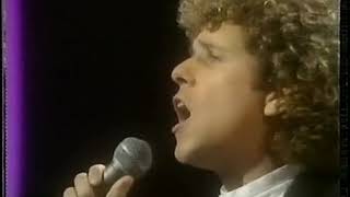 Leo Sayer – Have You Ever Been In Love (Studio, TOTP)