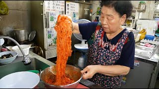 종로 낙원 지하상가 55년  가장 오래된! 할머니 비빔국수, 잔치국수,순대 / Grandmother's spicy  noodles / Korean street food
