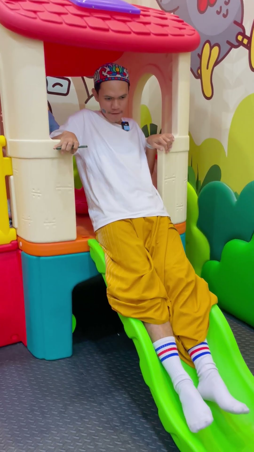 LEIKA MAIN PLAYGROUND MINI BARENG LEXIE DAN TOMPEL #leika #shorts