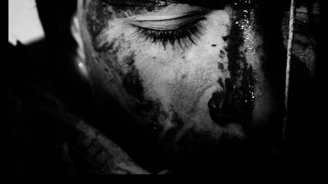 Watch HEMWICK "Junkie” on YouTube Watch HEMWICK "Junkie” on YouTube