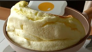 A soft and fluffy soufflé omelet made with 2 eggs || Fluffy Egg Breakfast Recipe screenshot 4