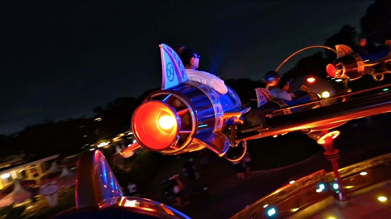 [NEW 2021] Astro Orbitor - Night Time POV - Disneyland