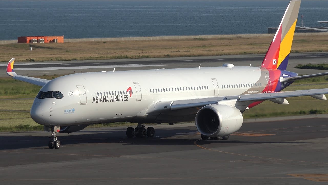 Asiana Airlines 1st Airbus A350-900 HL8078 Takeoff from KIX