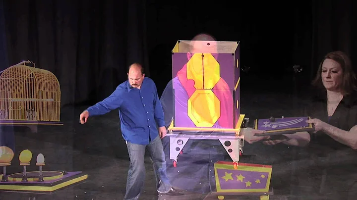 Magician Keith Raymond