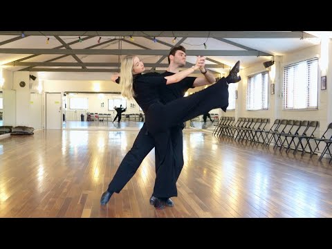 Famous Waltz Line Combination | Hover Corte, Same Foot Lunge and Développé