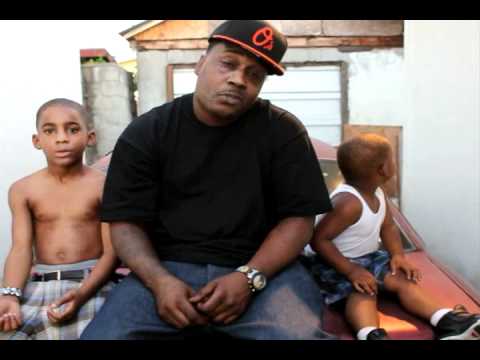 Guarda Stevie Joe - "Do Dat Der" Freestyle Music Video su YouTube