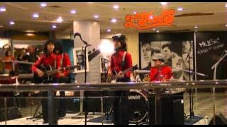 T-Koes Band @Plaza Blok M ' Layang - Layang '