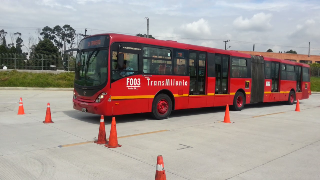 Prueba de reversa en Bus Articulado
