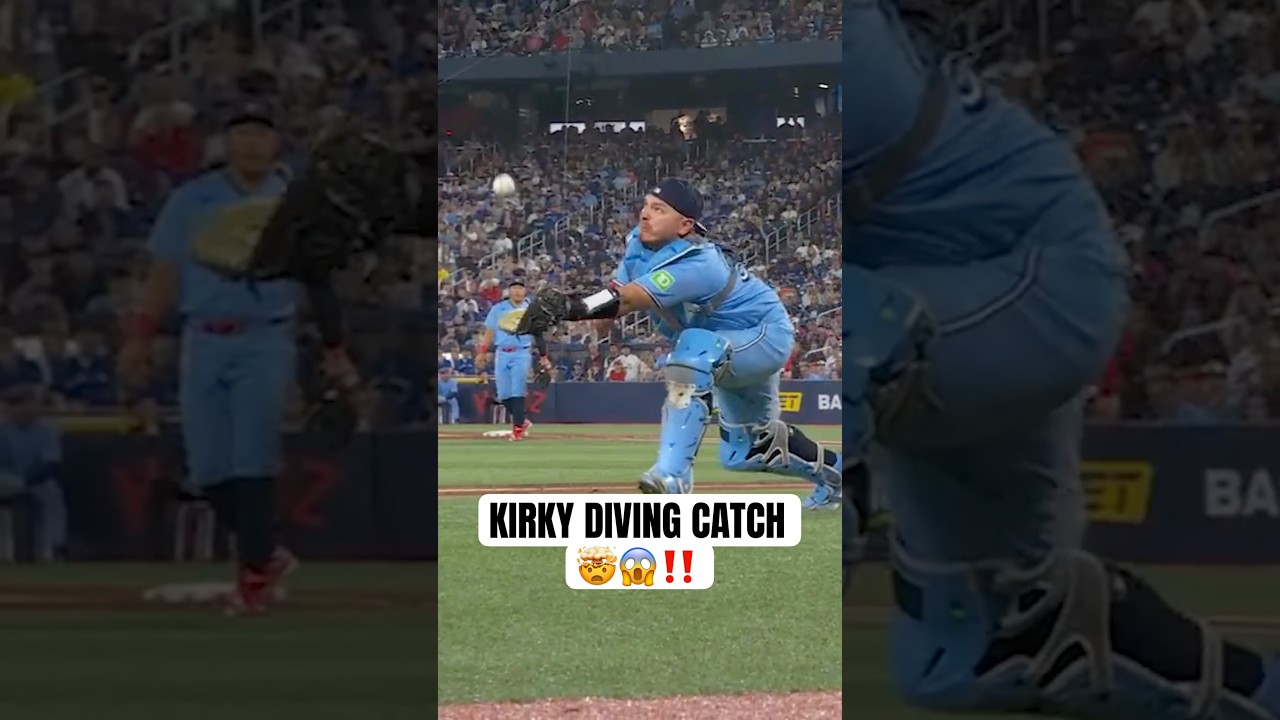 Alejandro Kirk chases down a bunt and makes an INCREDIBLE diving grab 😱 #MLB #Toronto #BlueJays
