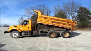 2003 International 7400 dump truck for sale | sold at auction December 30, 2015