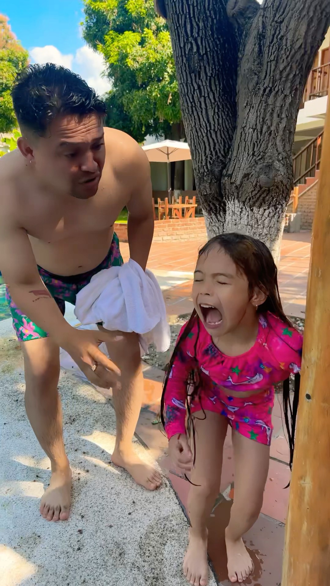 Broma a mi papá ?#comedia#humor #humorfamiliar #shortviral