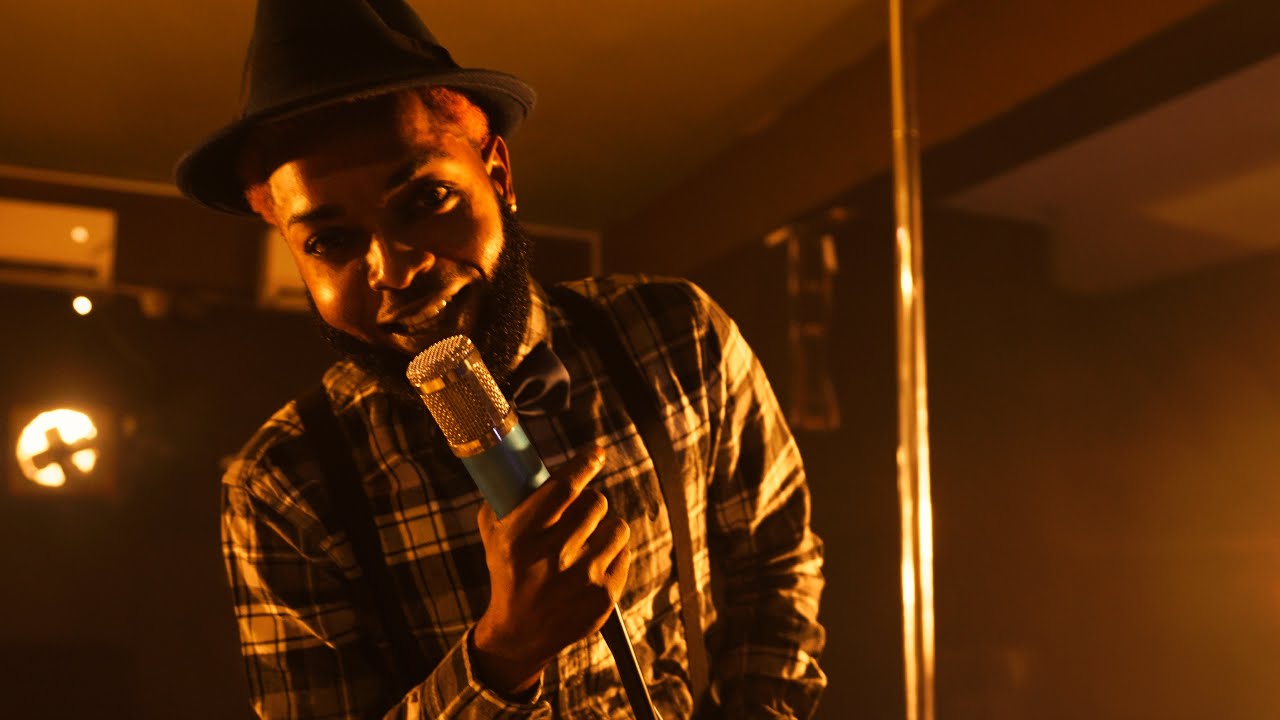 Guarda Qbe - Ms Jackson | Official Music Video su YouTube Guarda Qbe - Ms Jackson | Official Music Video su YouTube