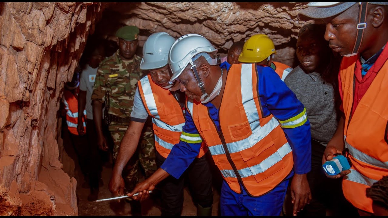 Ubutare bwa  #cassitérite na #coltan buri ku mutumba Murehe burashobora kuzanira Ubutunzi igihugu.