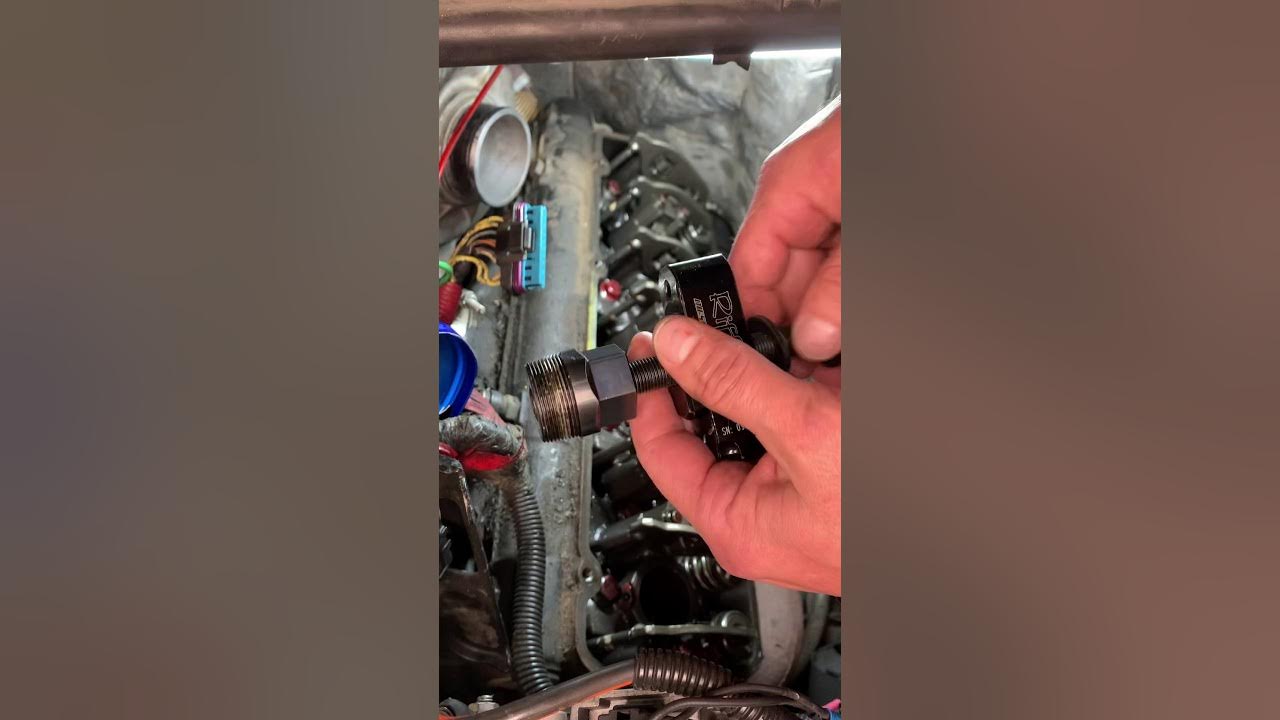 Riff Raff Diesel 7.3 Injector Cup Tool Riff Raff Injector Cup Removal 7.3 Powerstroke - YouTube