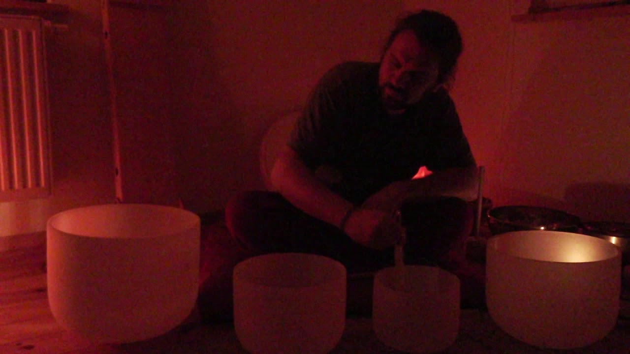 Crystal Bowls - Kristall-Klangschalen: Ruhe & Kraft