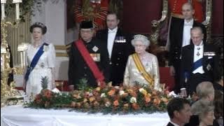 Saat Lagu Indonesia Raya bergema di Istana Buckingham, London.