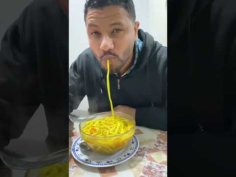 مطعم ماليزي قديم موجود بقاله سنين مستخبي فى كامب شيزار