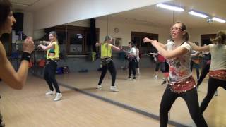 Download Zumba à Liège - Bollywood - Agneepath - Chikni Chameli Video MP3 Zumba à Liège - Bollywood - Agneepath - Chikni Chameli