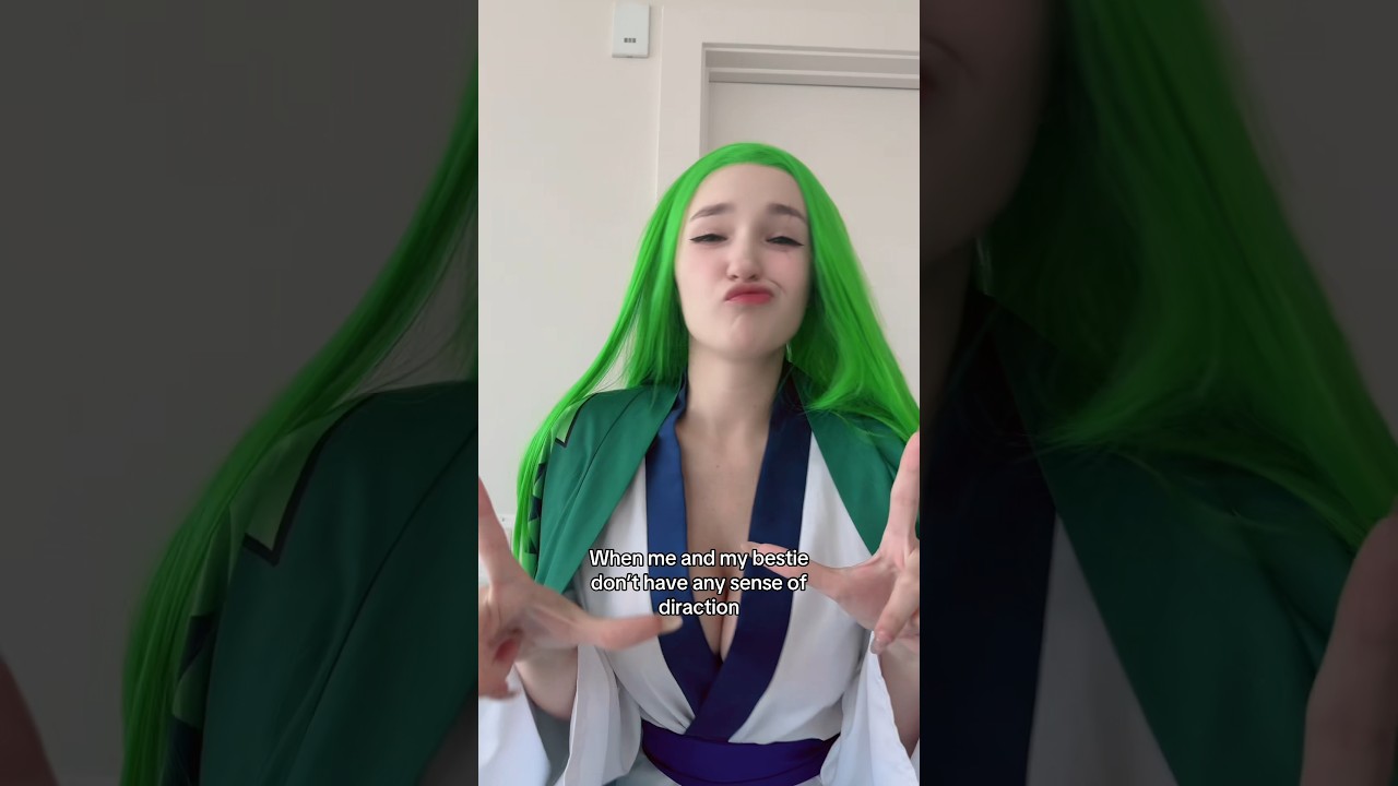 who's chest is bigger? 💀😂🥰b #anime #cosplay