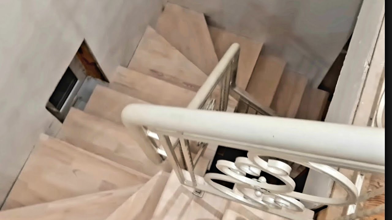 Лестница на косоурах из профильной трубы 100/50/3мм - YouTube