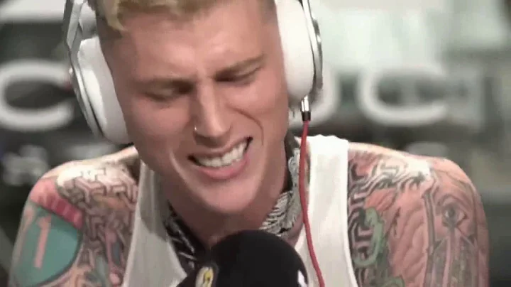 Machine Gun Kelly freestyle @ G-Eazy on Funk Maste...