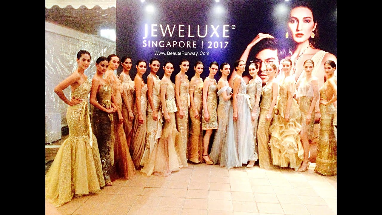 Jeweluxe Singapore Fashion Show featuring Rusly Tjohnardi atelier gowns