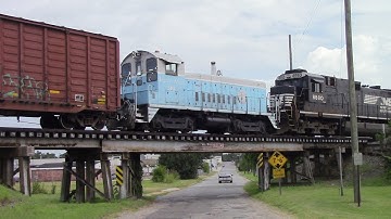 NS E49 ES40DC/NC SD70M-2/C,40-9 Standard Cab TopHat/L&C SW9 Notch 8 Headed East