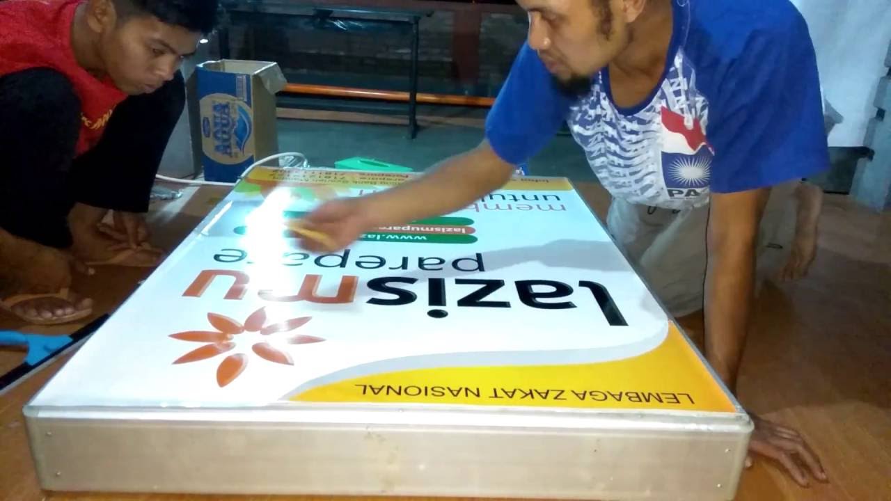 25+ Inspirasi Keren Cara Pasang Stiker Transparan Di Akrilik - Sticker Fans