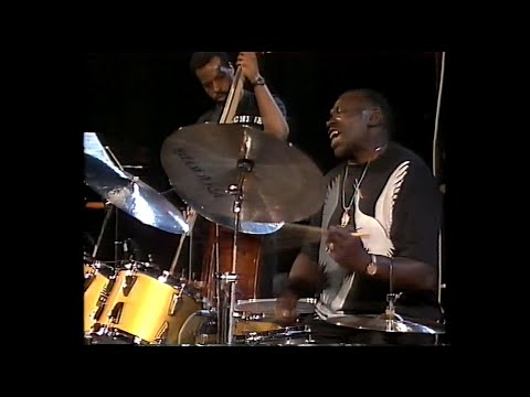 Elvin Jones Jazz Machine - Bern 1991 - YouTube