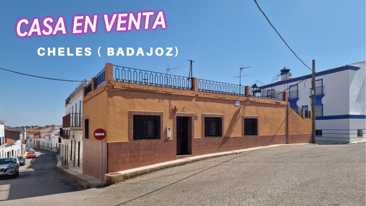 CASA CON PATIO Y TERRAZA DE 3 DORMITORIOS EN CHLES ( BADAJOZ )