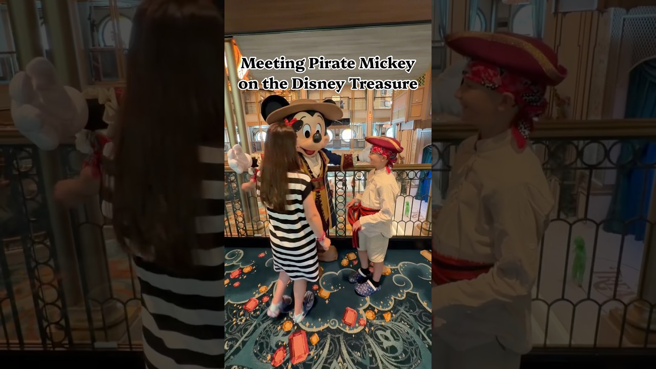 Pirate Mickey Made This Night Unforgettable 🏴‍☠️✨ #DisneyCruise #PirateNight #Shorts