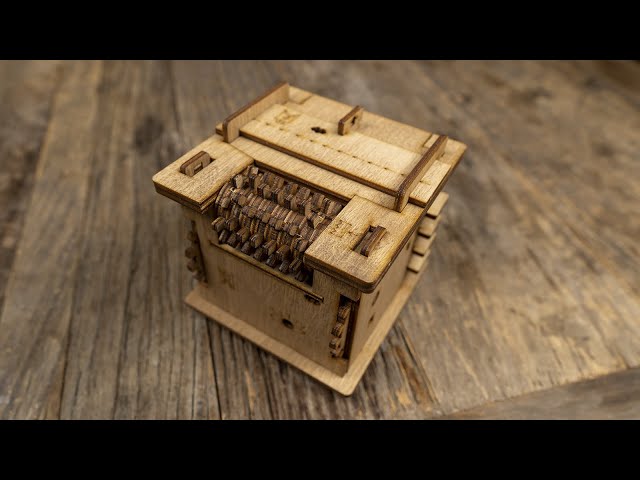 Solving the Cluebox - a very cool escape room puzzle box 