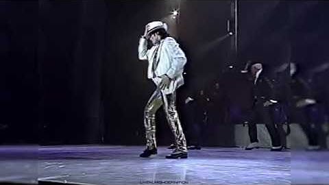Michael Jackson - Smooth Criminal - Live Auckland 1996 - HD