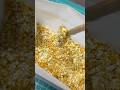ヤフオク22万の大量の金箔を溶かして売ると儲かる？ #shortsfeed #金塊ビンゴ #砂金のサムネイル