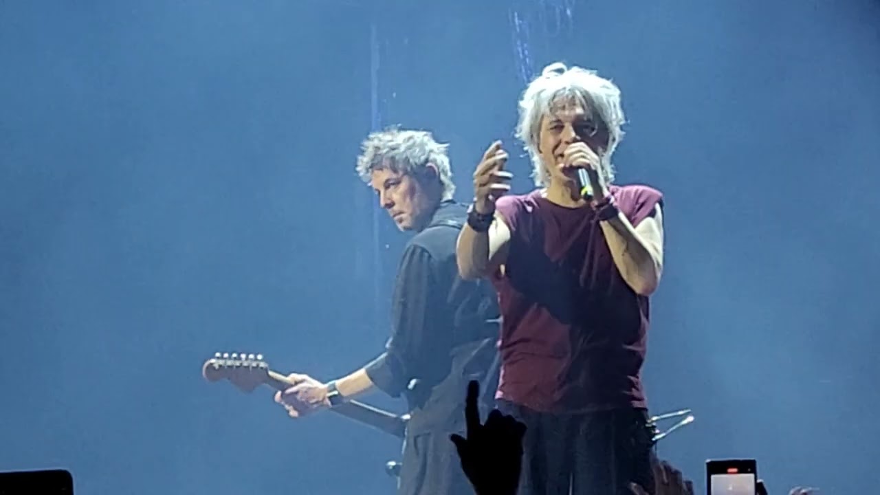 Indochine - Tes Yeux Noirs (Amnéville 22/02/2025)