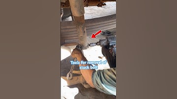 Technique for removal the bolt quickly. #tips #tools #removal #bolt #truck #skills #video #shorts