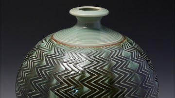 275. Throwing a Roller-Texture Vase with Hsin-Chuen Lin 林新春 滾花瓶示範