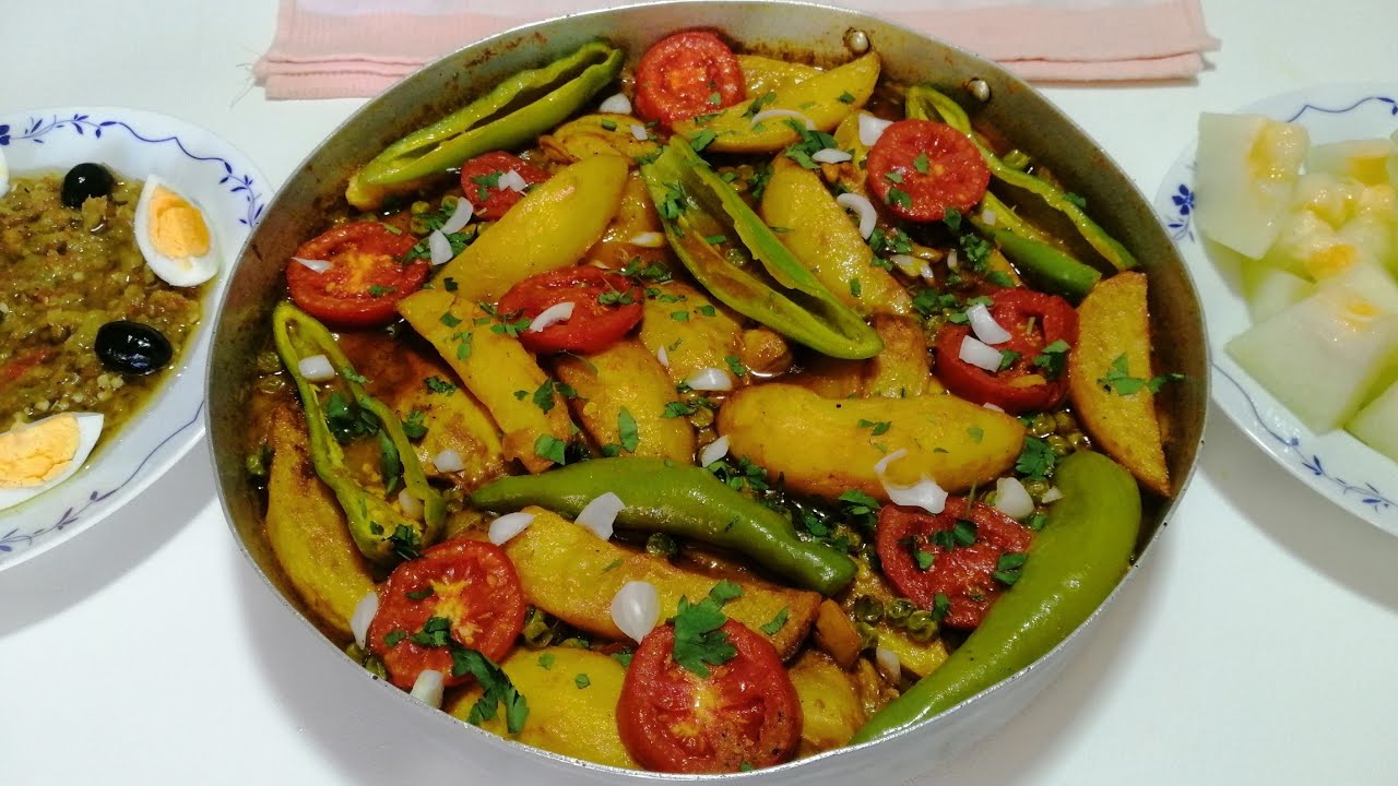 مصلي تونسي أحمر بالدجاج فوق الغاز و بلاش فرن ..سهولة في التحضير و البنة ما كيفهاش ..تبعوني تربحوني