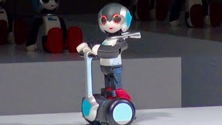 【ゆるコレ】ここまで来た！ ロビ2がセグウェイ乗りこなす