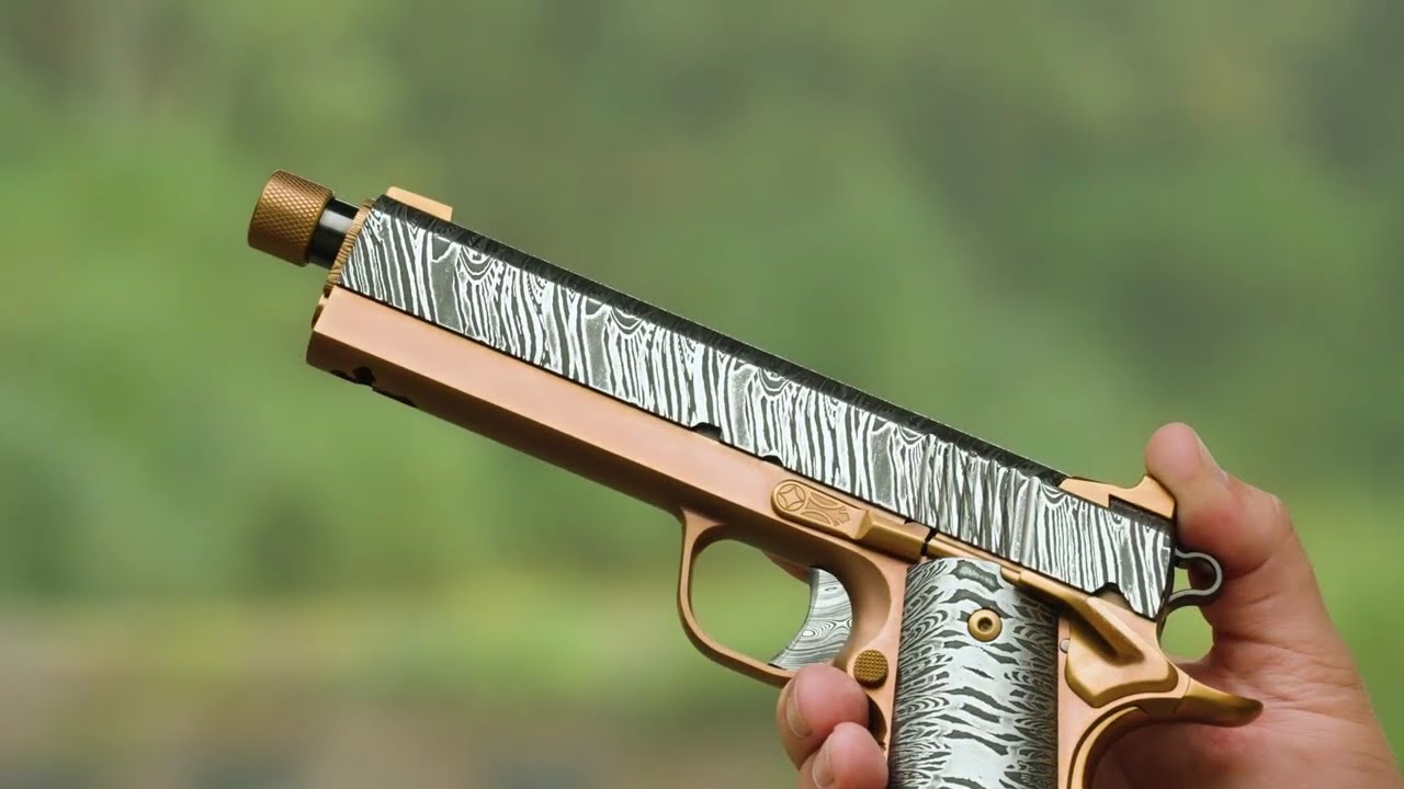Gothic Guardian - Cabot Guns