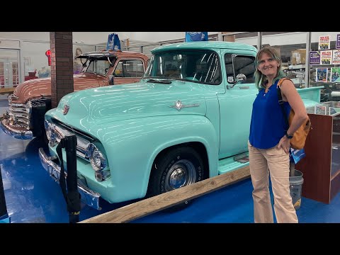 Видео: Автошоу старых автомобилей в Северной Каролине CarShow