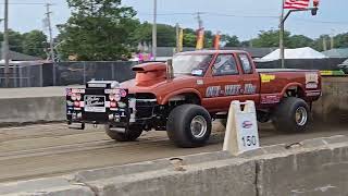 Wild Modified Tractors & Truck Pulls at Lake County Fair 2025 | Painesville, Ohio. #truckpulls #fair