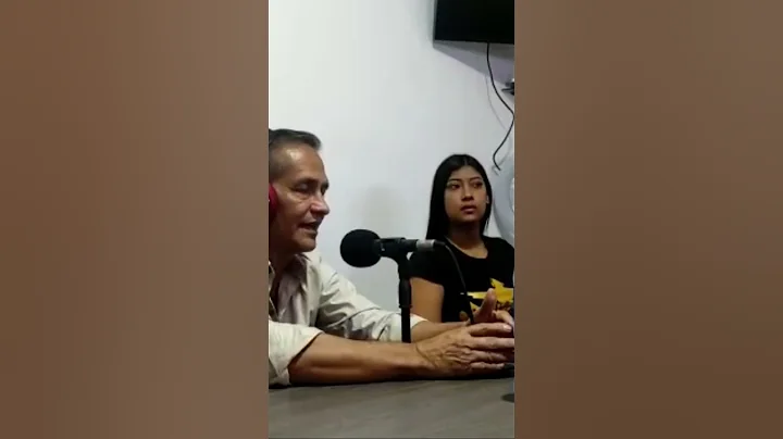 El maestro Carlos Navia en salxaborcali