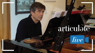 Thomas Newman Performs the Theme from 'American Beauty'