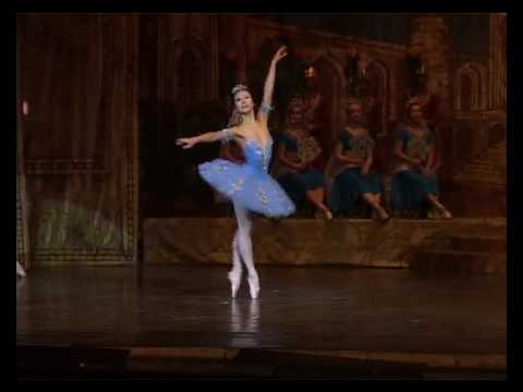 Ballet Bayadere ガムザッティ Koike Saori Russia Avi Youtube